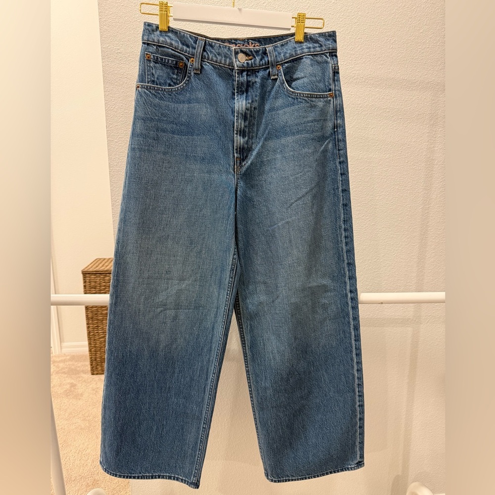 MOTHER Wide-Leg Flare Jeans in Medium Blue Wash